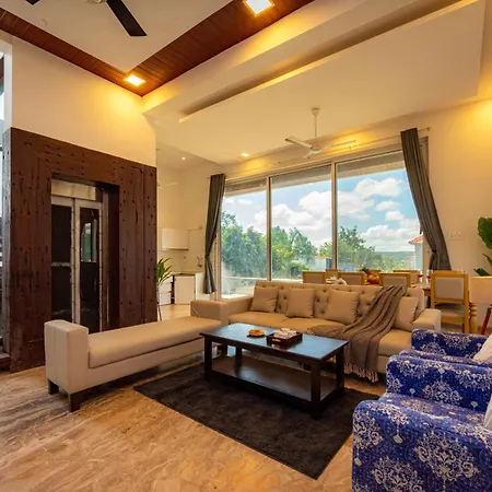 Ekostay Cliffside Villa I Mountain View-3